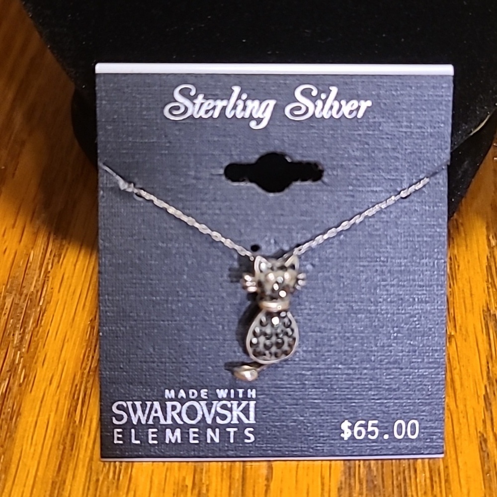 NWT Swarovski Cat Pendant and Chain - Picture 7 of 8